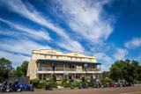 Kearsley Hotel