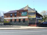Australian Hotel