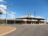 NORTHAMPTON MOTOR HOTEL/MOTEL