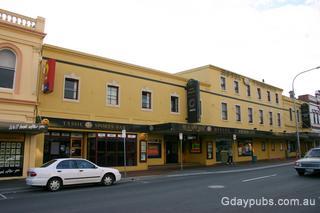 Tasmania Hotel