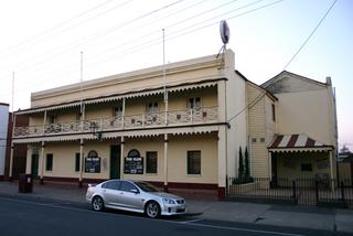 Colonial Club Hotel