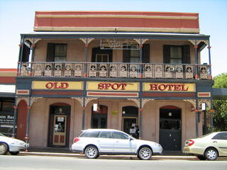 Old Spot Hotel