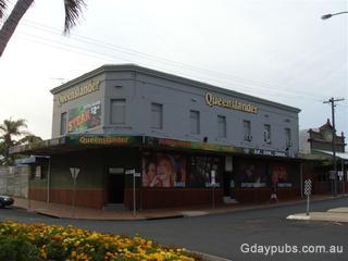 Queenslander Hotel