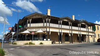 Murray Bridge Hotel