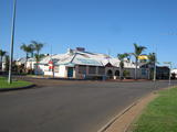 Carnarvon Hotel