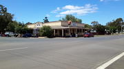 Raywood Hotel