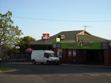 Kings Arms Family Hotel Motel